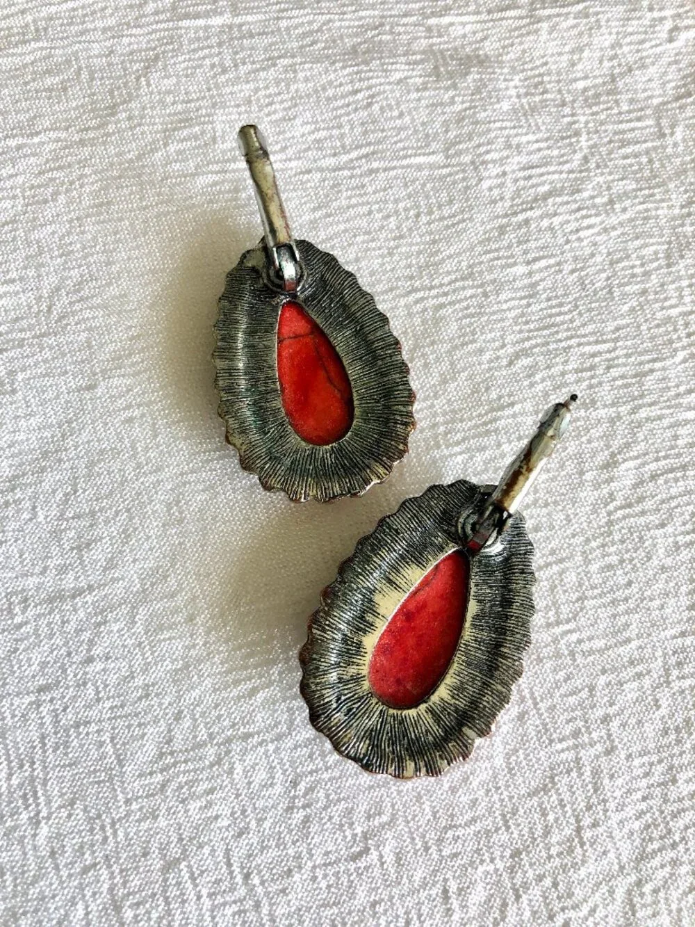 Red Tear Drop Earrings Set in Silver Toned Border - Picture 3 of 3